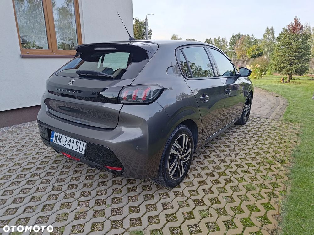 Peugeot 208 - 6