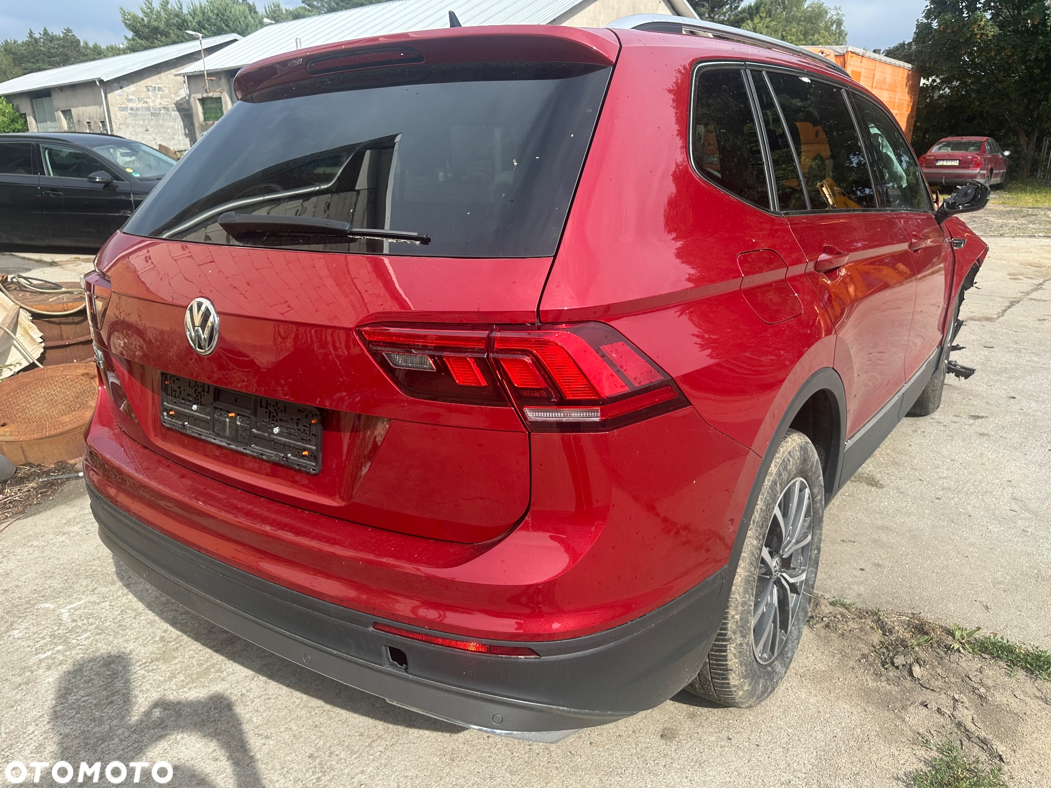 Volkswagen Tiguan Allspace 2.0 TDI SCR DSG Comfortline - 4