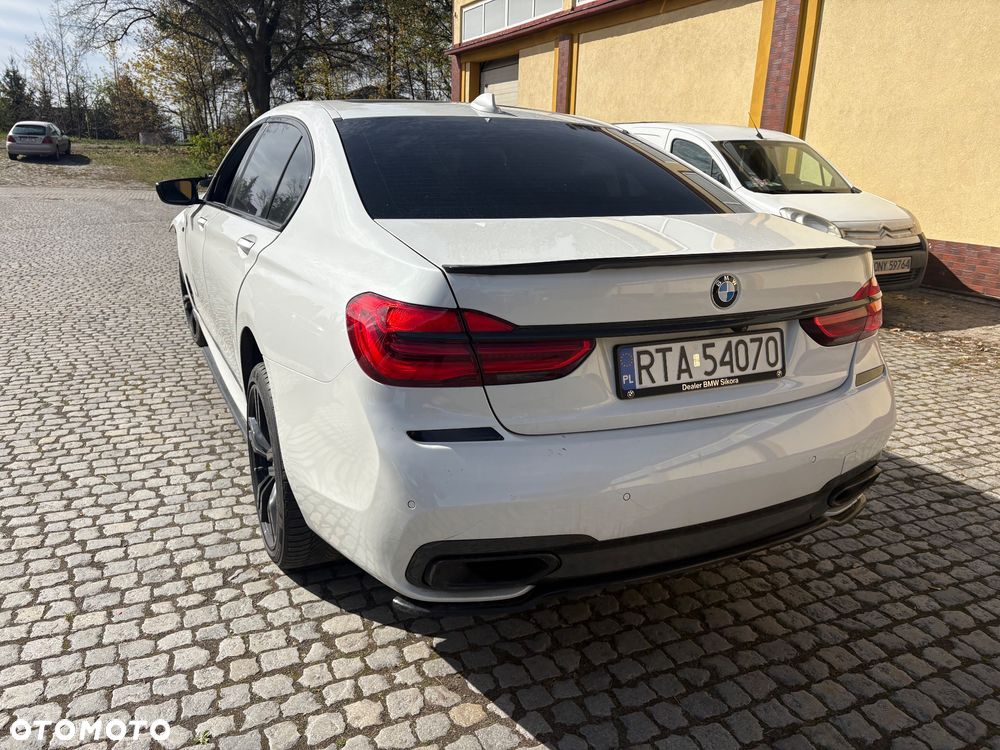 BMW Seria 7 740Li - 15
