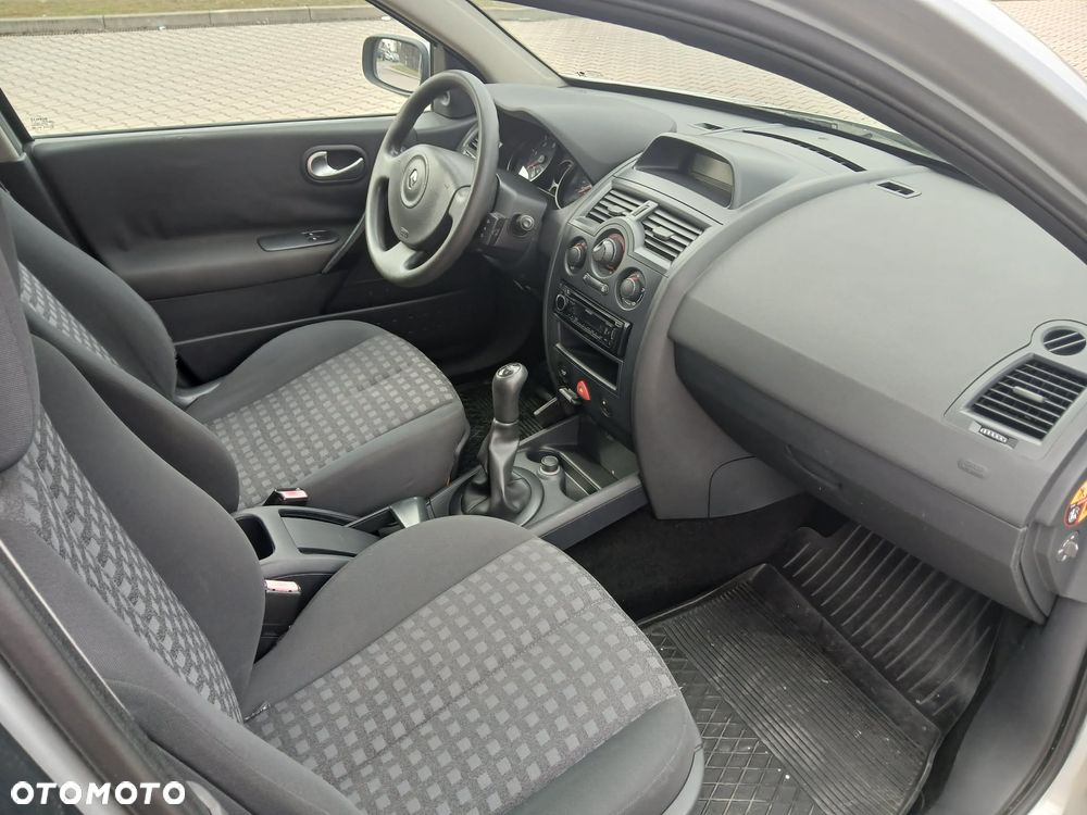 Renault Megane - 7
