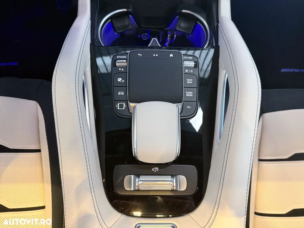 Mercedes-Benz GLE - 23