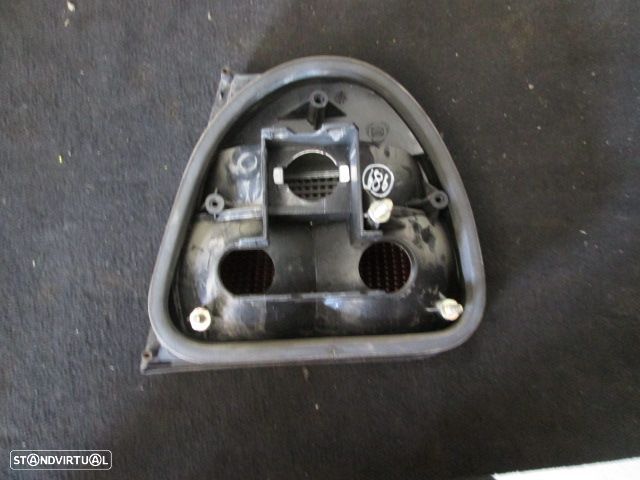 Farol Tras 82468762 LANCIA DELTA 1994 5P ESQ - 2