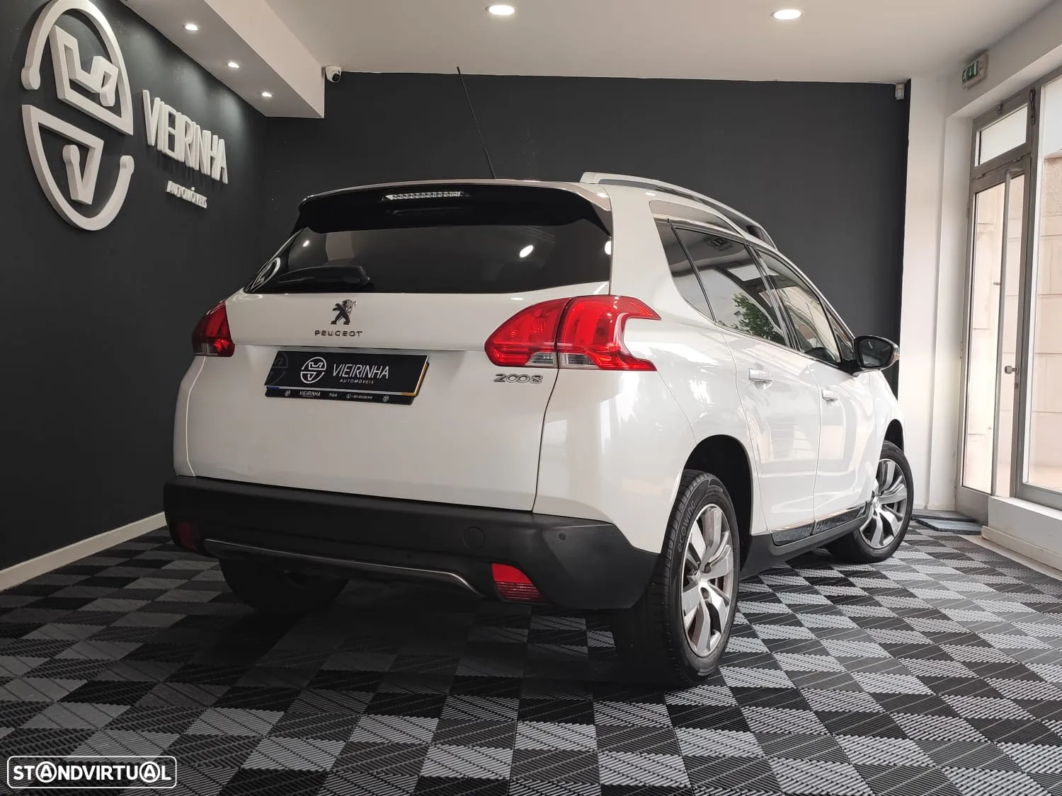 Peugeot 2008 1.4 HDi Allure - 10