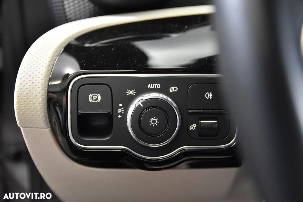 Mercedes-Benz CLA 220 d Coupe Aut. - 15