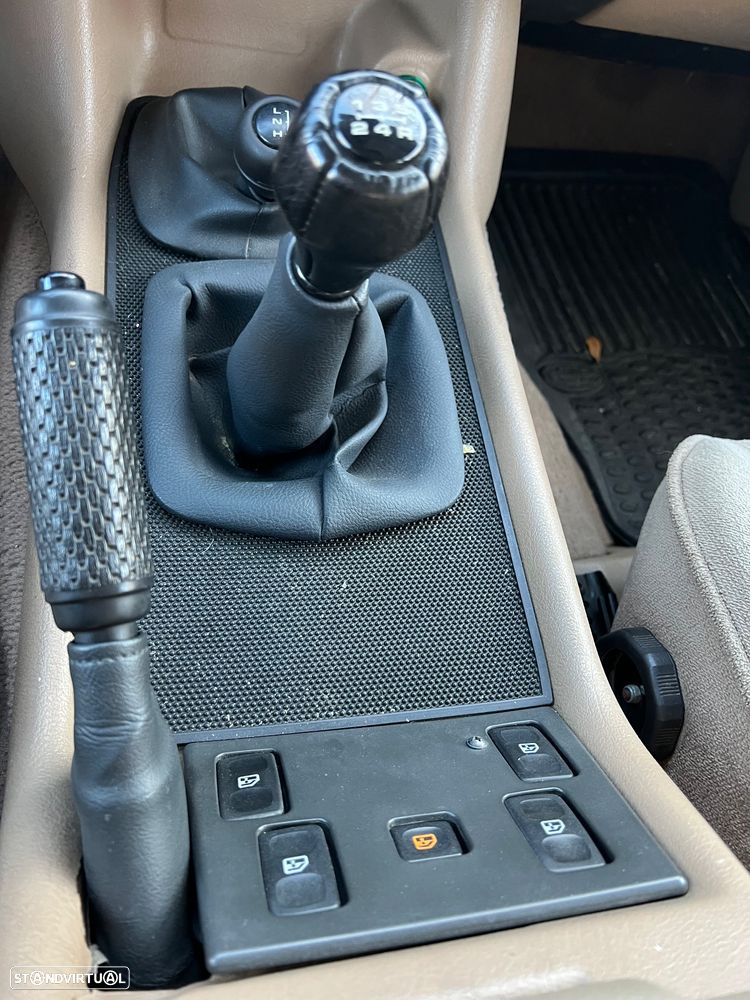 Land Rover Range Rover 2.5 TDi - 4