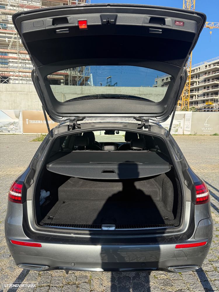 Mercedes-Benz E 300 de AMG Line - 40