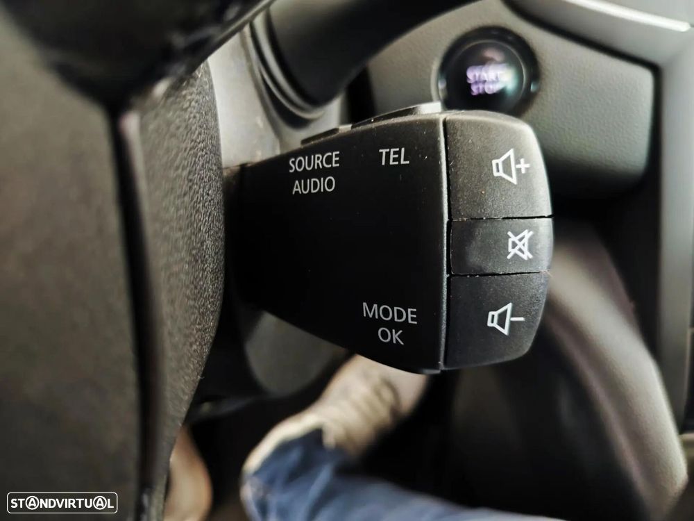 Renault Mégane ENERGY TCe 130 EDC INTENS - 42
