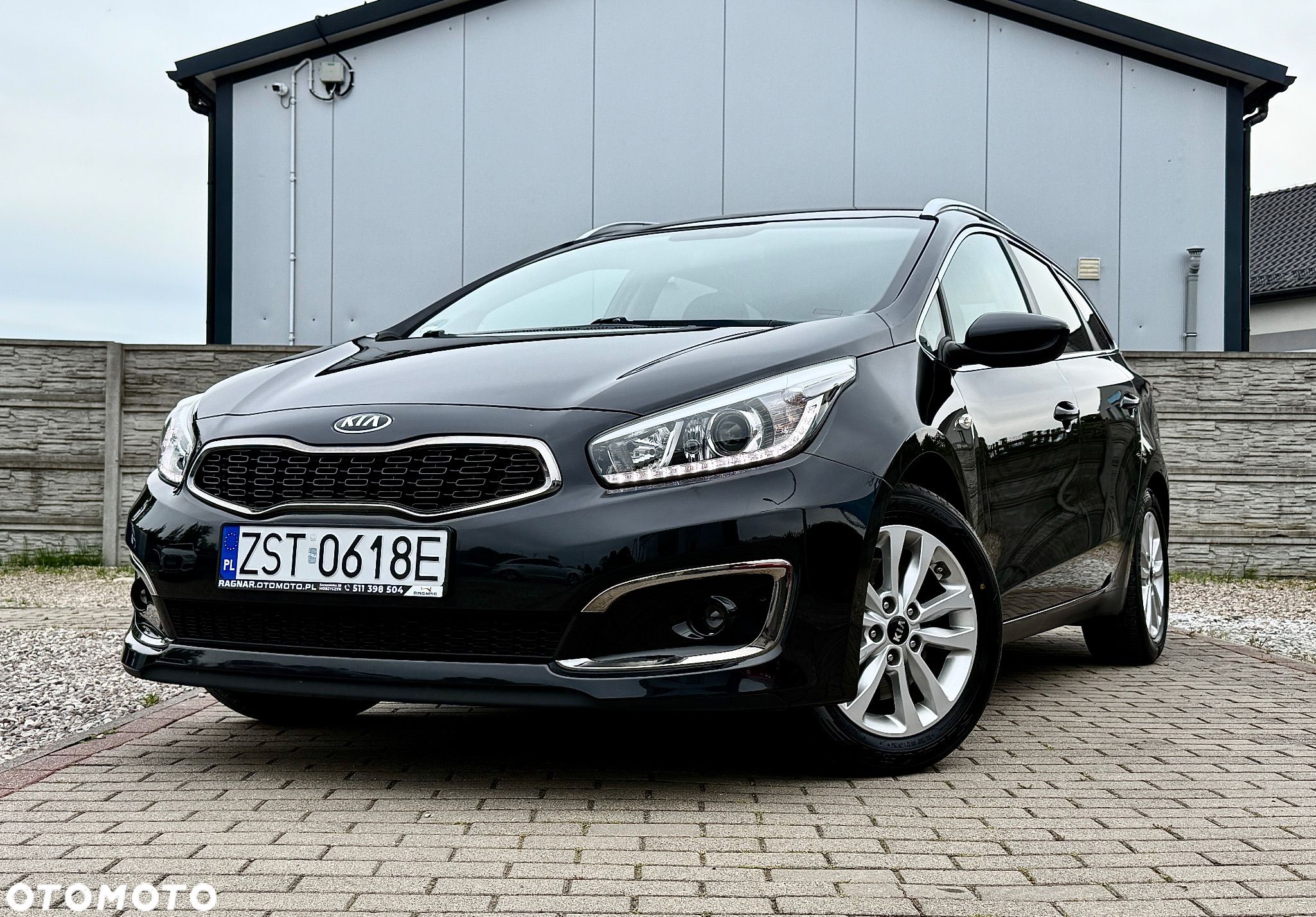 Kia Ceed Cee'd 1.6 CRDi L Business Line - 1