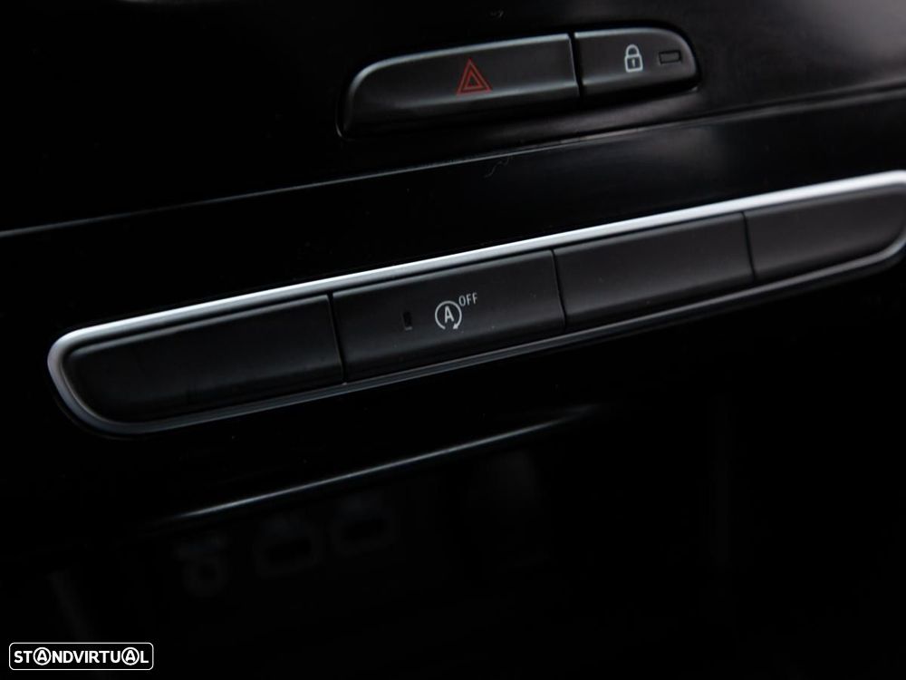 Renault Megane IV SOCIETE BLUE DCI 115 c/IVA - 14