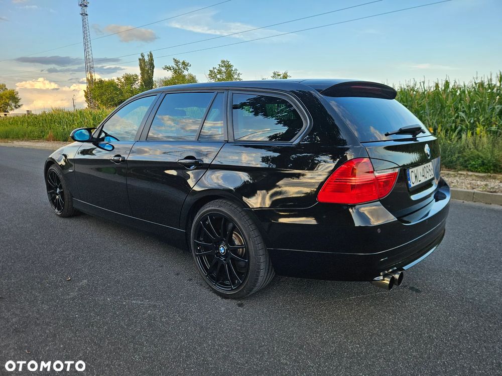 BMW Seria 3 318i - 8