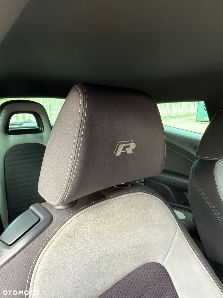 Volkswagen Scirocco 2.0 TSI R DSG - 12