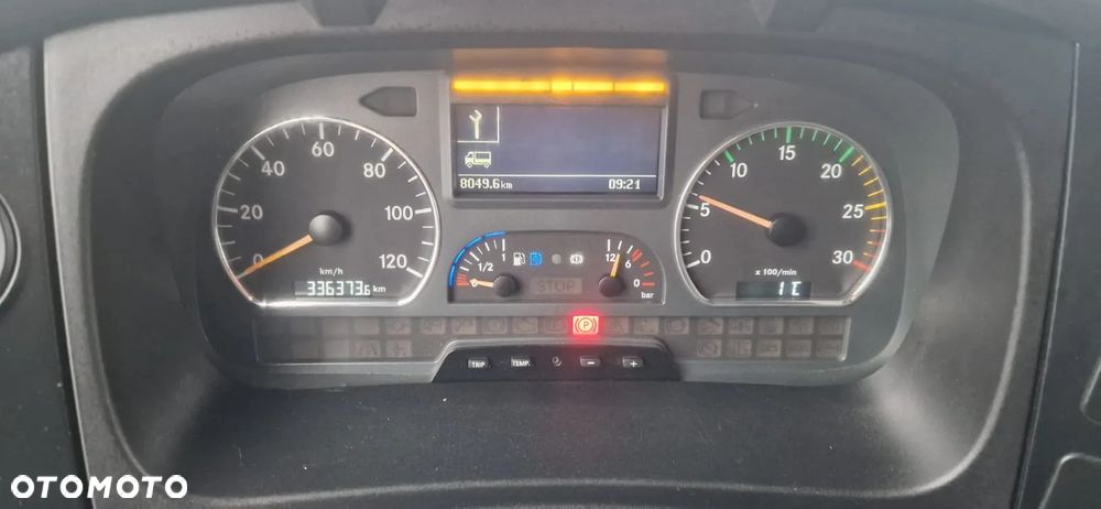 Mercedes-Benz AXOR 1829 - 18