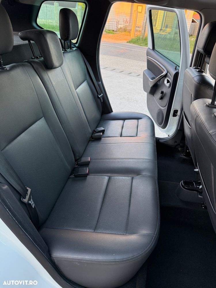 Dacia Duster 1.6 16V 4x2 Prestige - 12