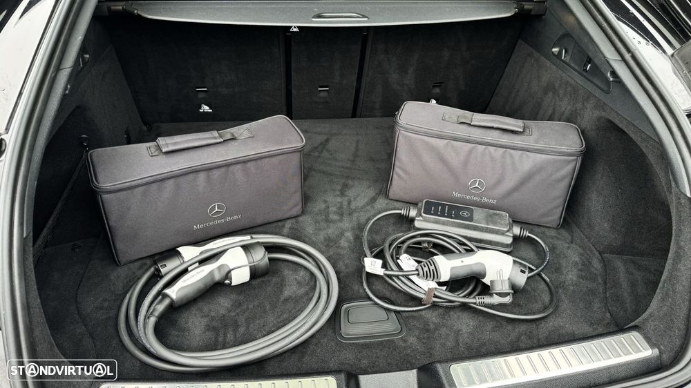 Mercedes-Benz GLC 300 de Coupe 4Matic 9G-TRONIC AMG Line Plus - 40