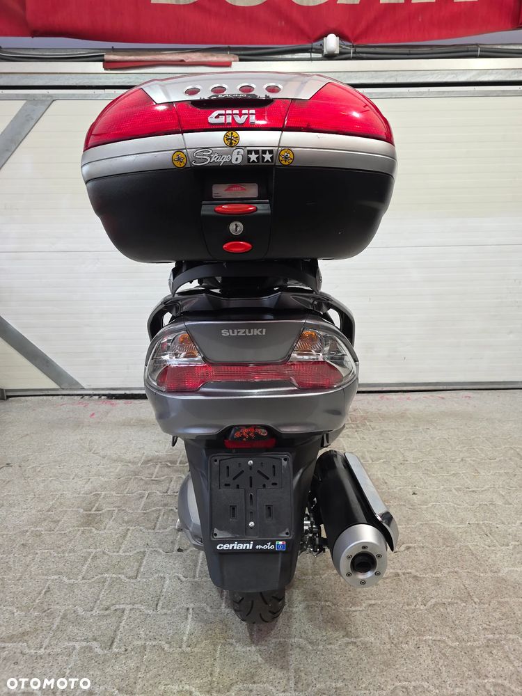 Suzuki Burgman - 25