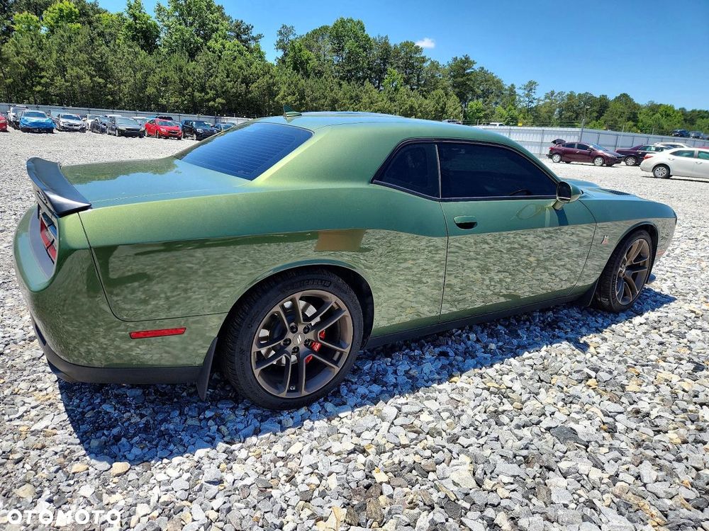 Dodge Challenger Automatik SRT 392 - 2