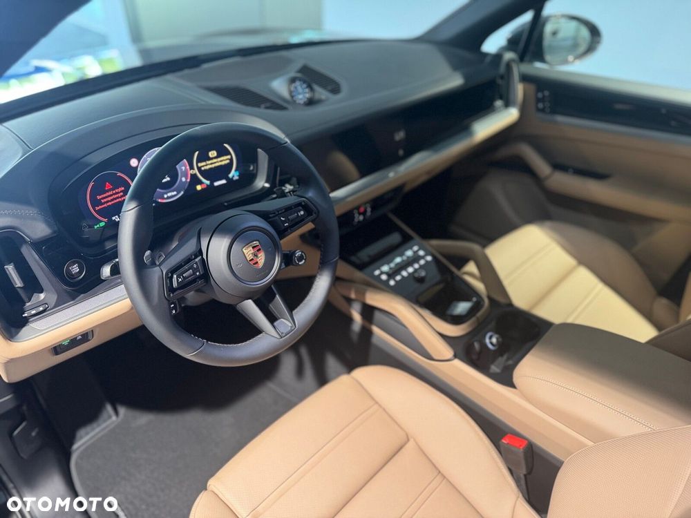 Porsche Cayenne - 15