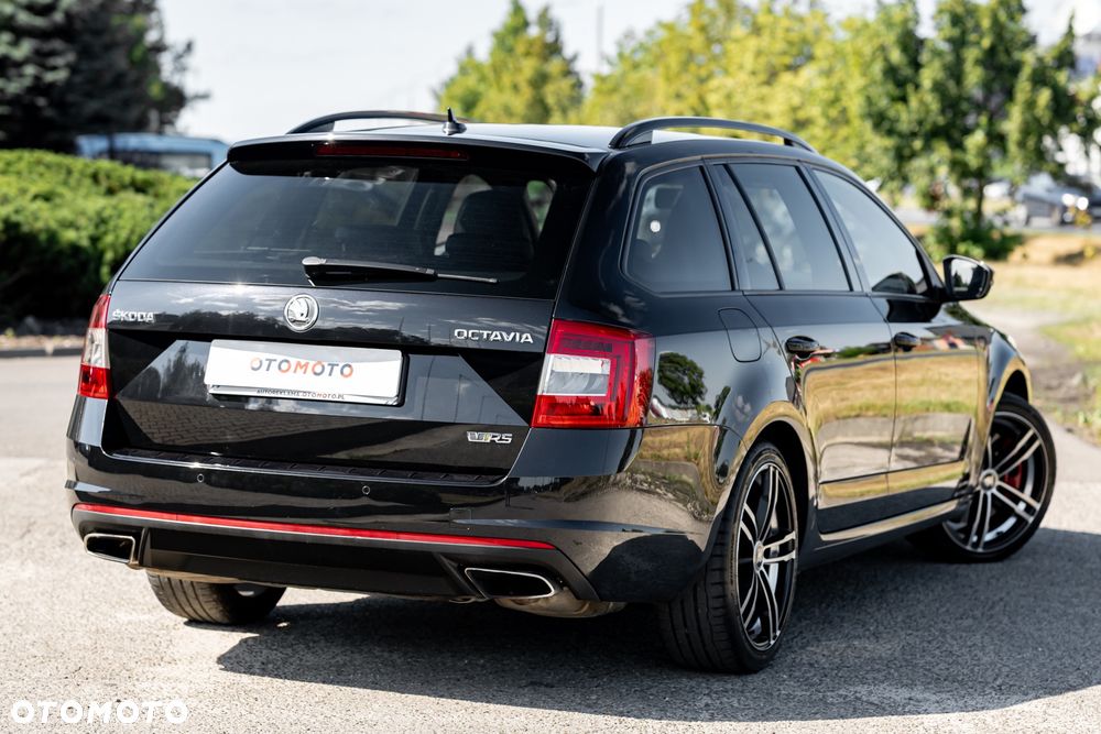 Skoda Octavia 2.0 TSI (Green tec) DSG RS - 17