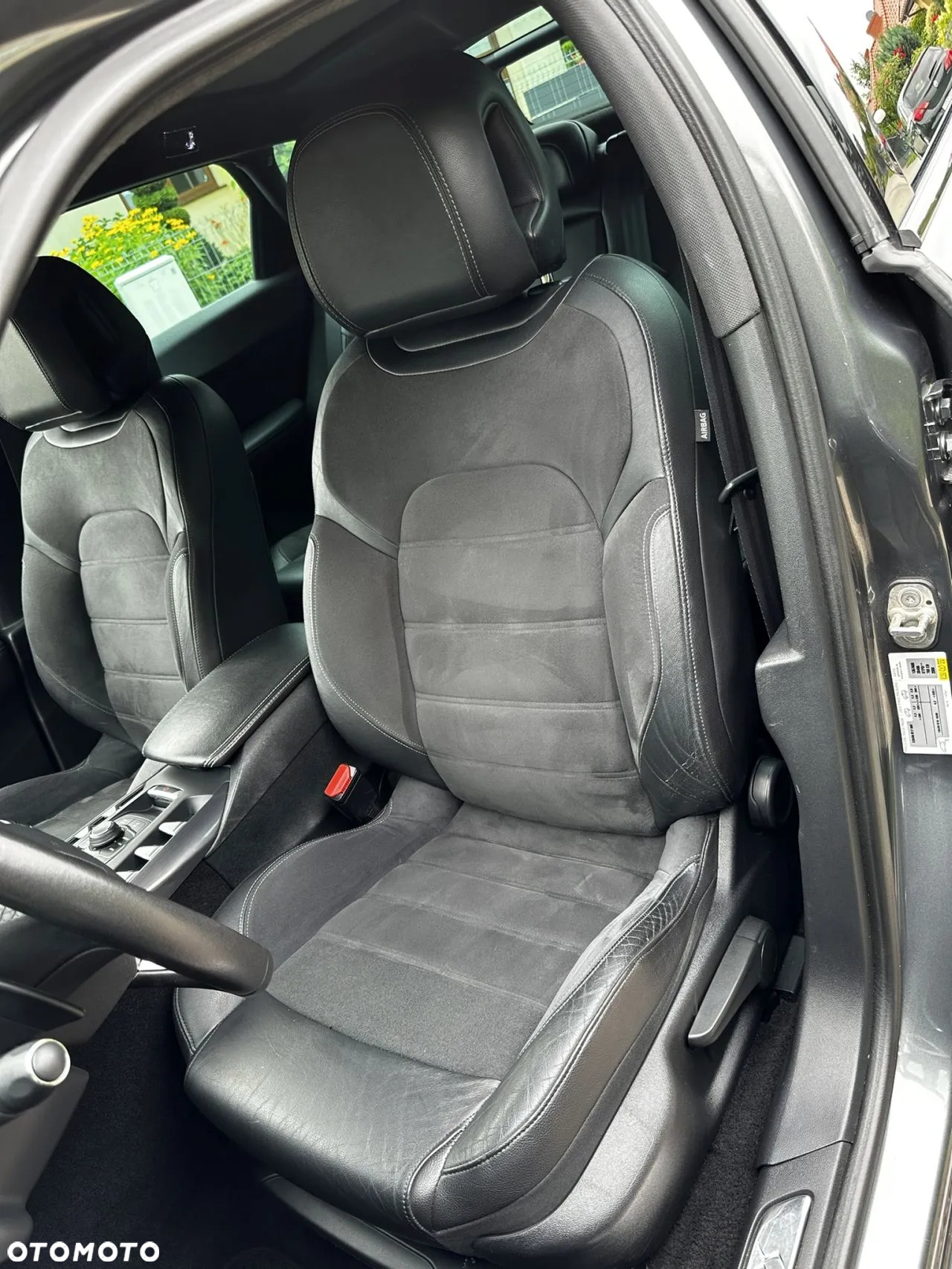Citroën DS5 e-HDi 115 EGS6 Chic - 9