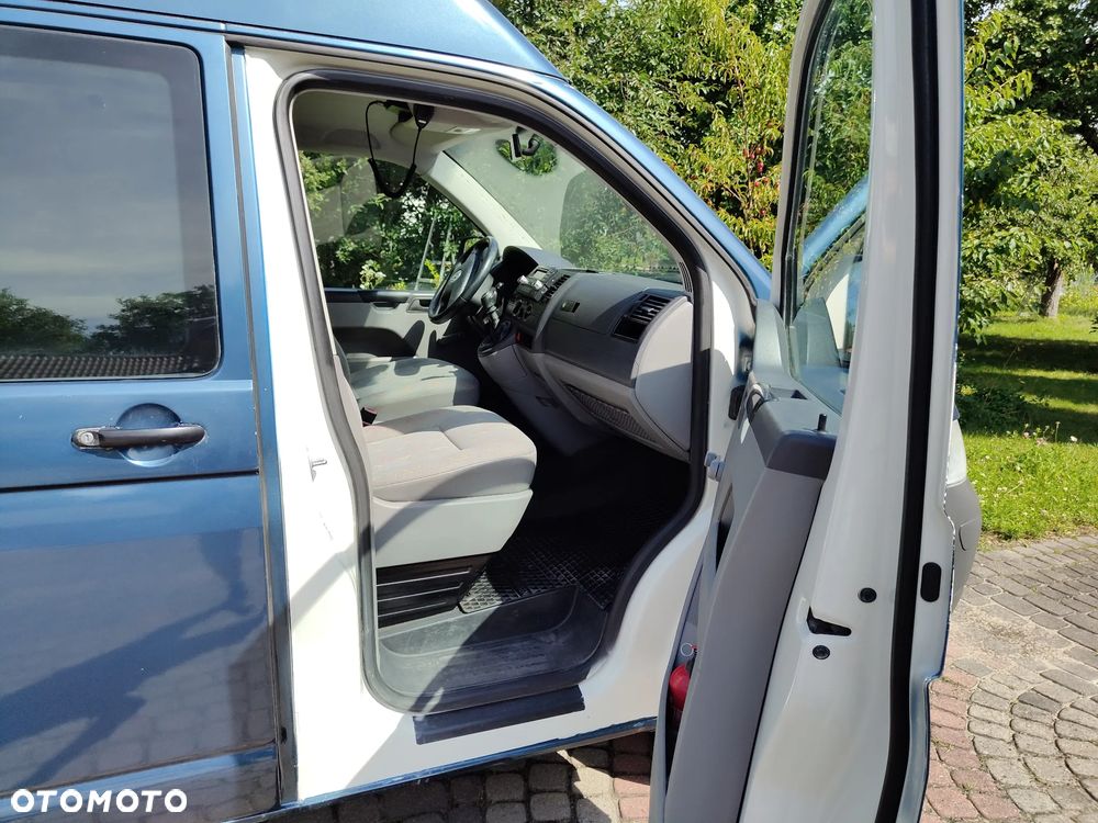 Volkswagen T5 - 12