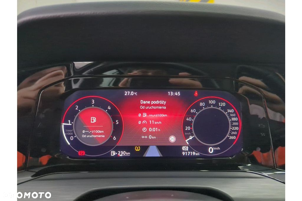 Volkswagen Golf - 6