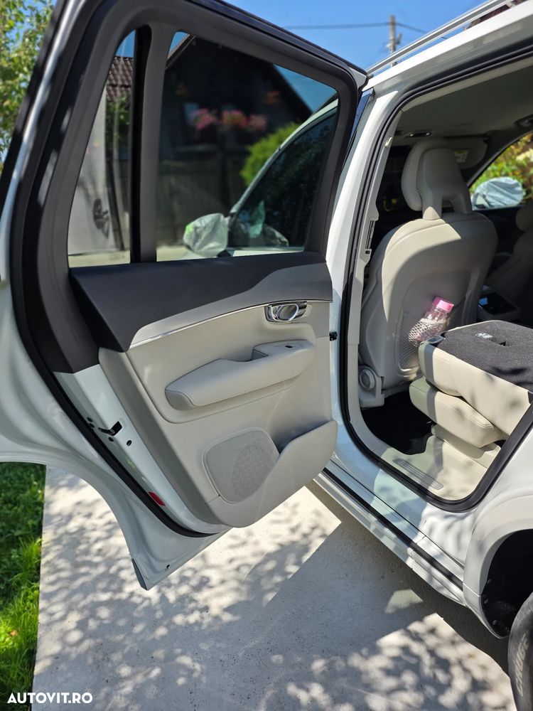 Volvo XC 90 D5 AWD Momentum - 10