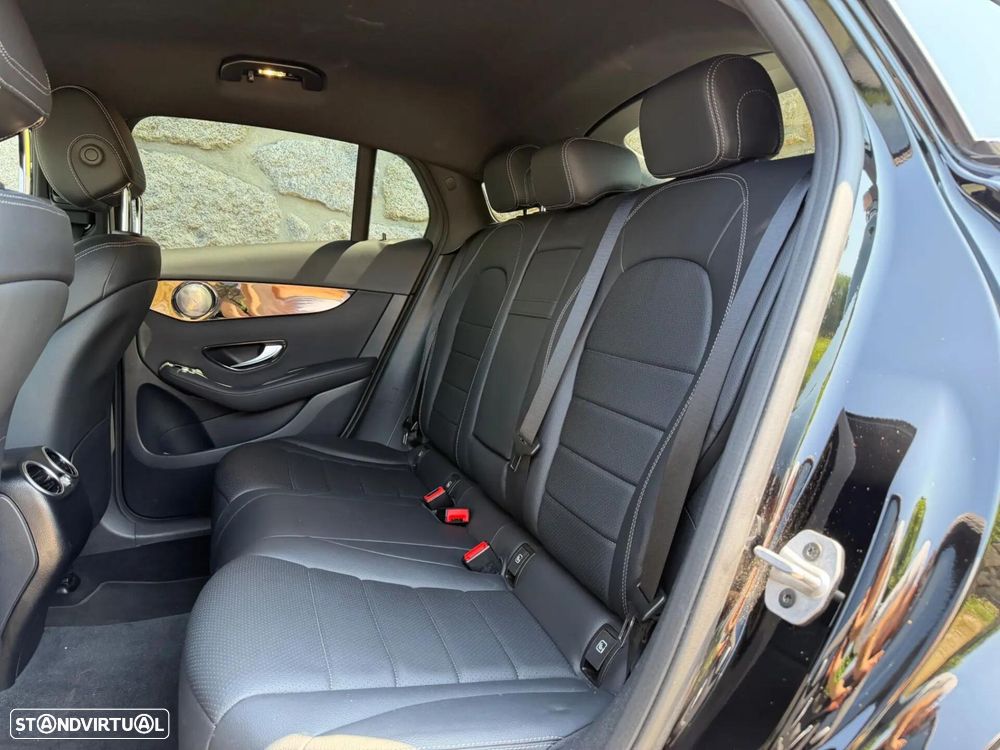 Mercedes-Benz GLC 300 de Coupé 4Matic - 38