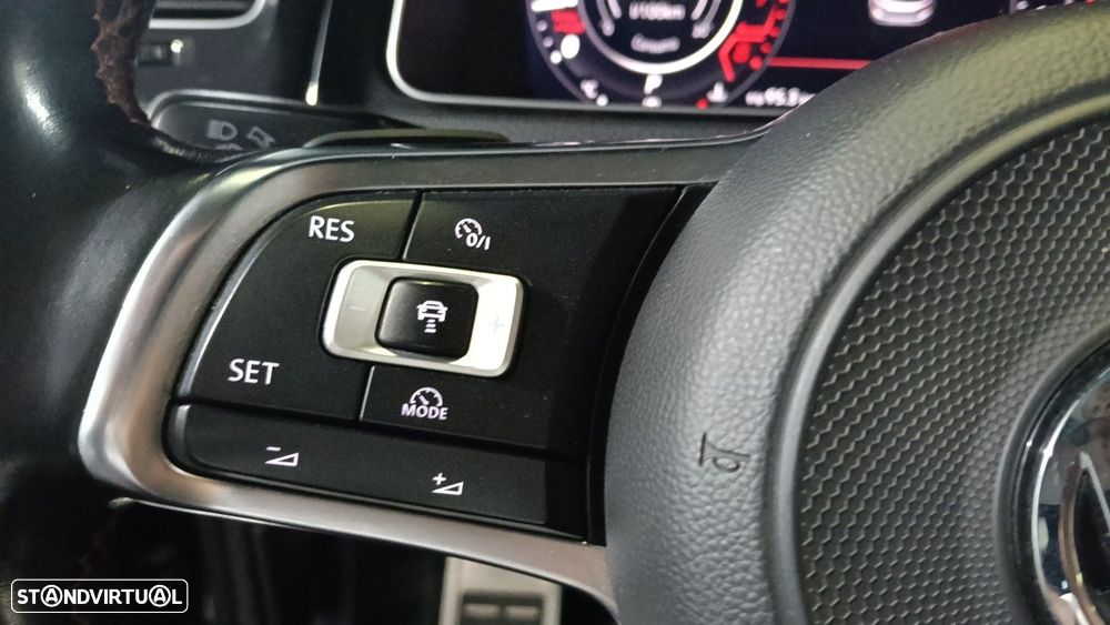 VW Golf 2.0 TSI GTI DSG Performance - 25