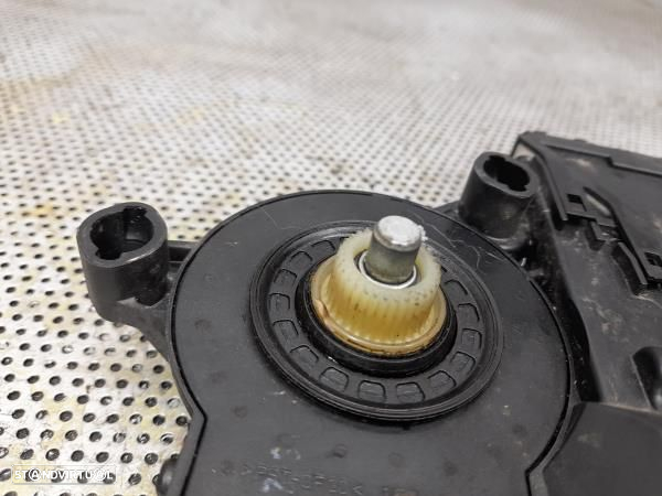 Motor Elevador Porta Frente Dto Audi A4 Avant (8Ed, B7) - 4