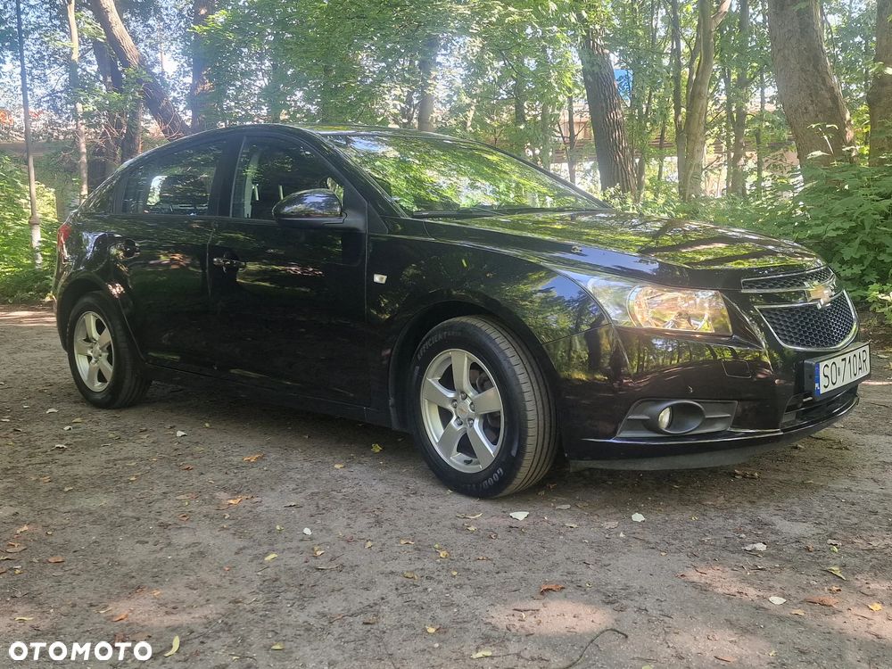 Chevrolet Cruze 1.8 LT - 4
