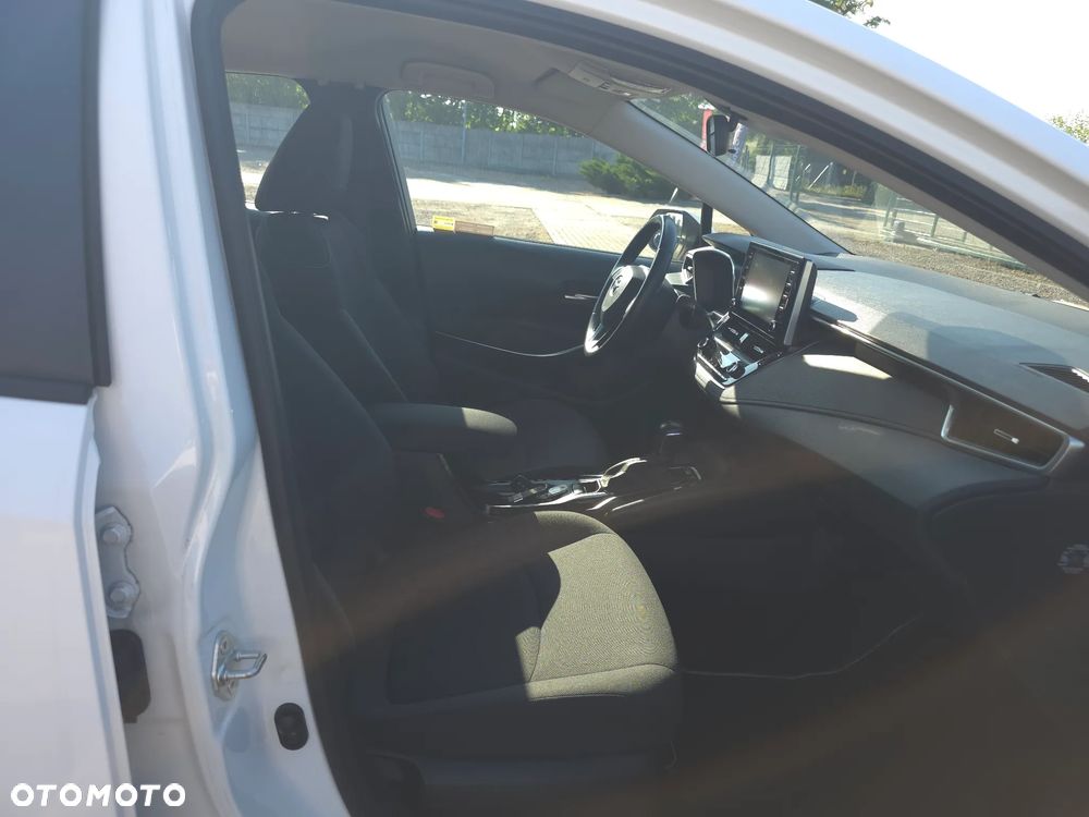 Toyota Corolla 1.8 Hybrid Comfort - 16