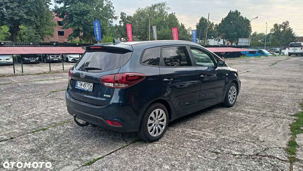 Kia Carens 1.7 CRDi L 7os - 16