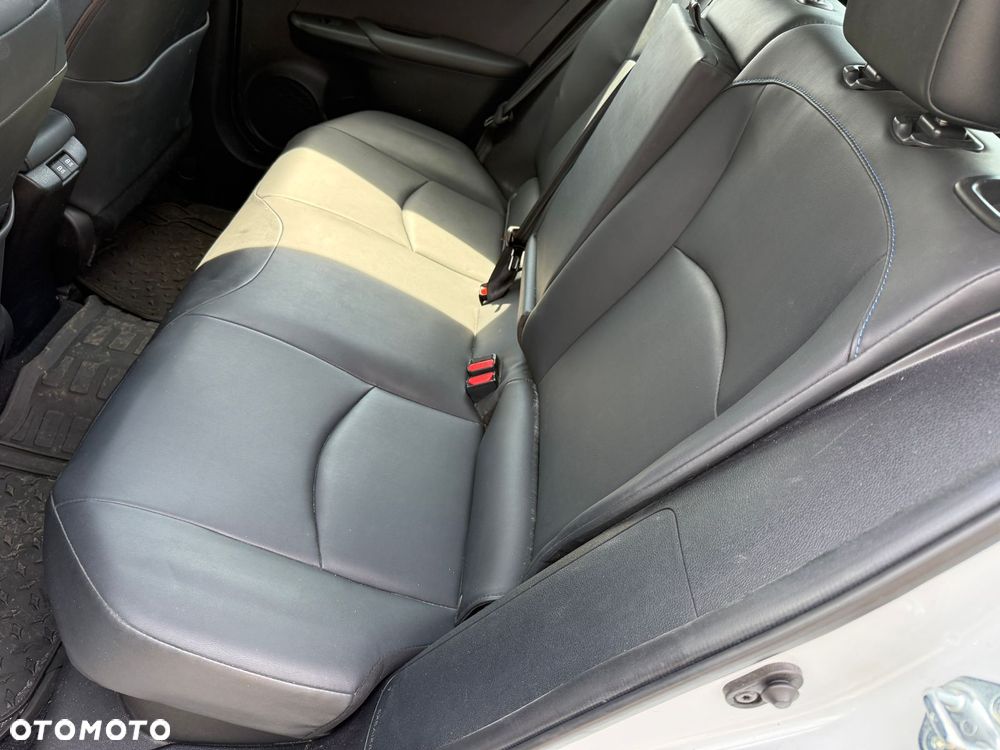 Toyota Prius 1.8 Hybrid Premium - 12