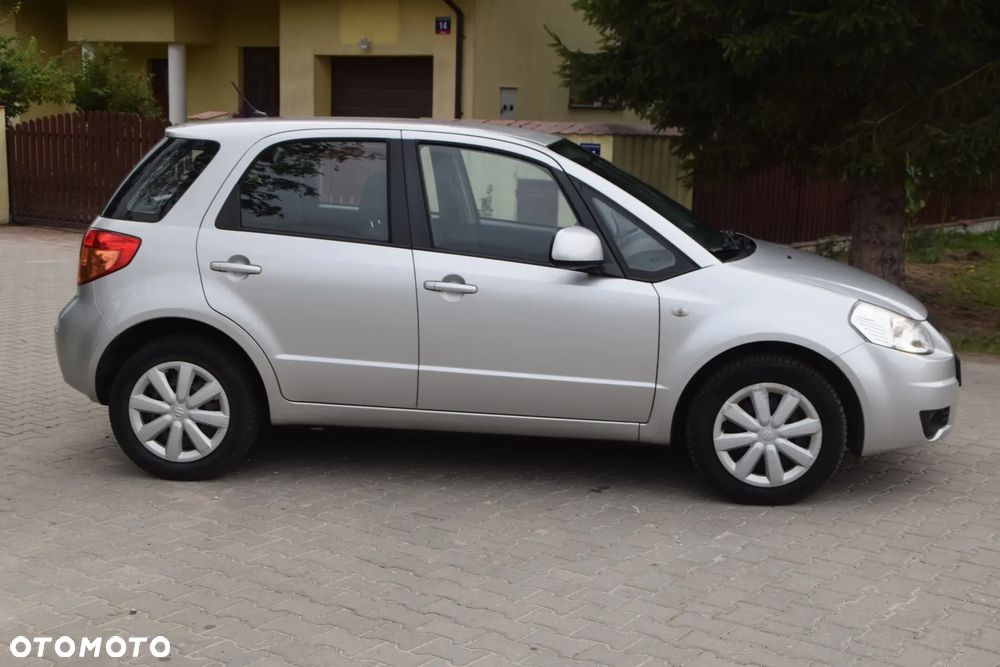 Suzuki SX4 1.6 GLX / Comfort - 8
