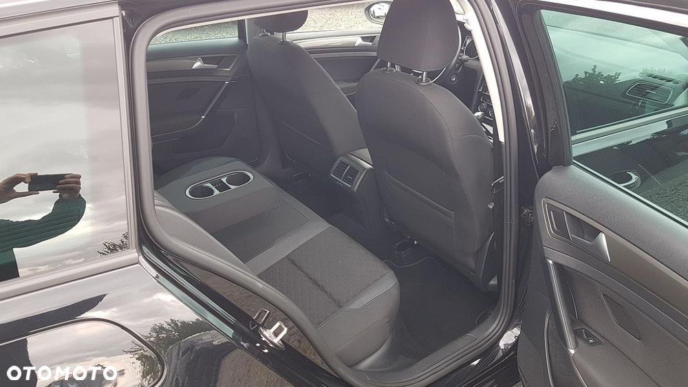 Volkswagen Golf 1.6 TDI SCR DSG Join - 31