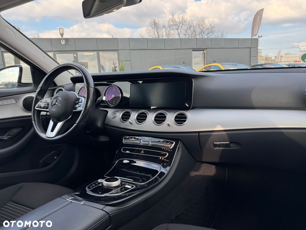 Mercedes-Benz Klasa E 220 d 9G-TRONIC Avantgarde - 14