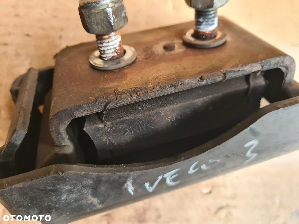 IVECO DAILY 3 99-06 poduszka pod silnik - 3