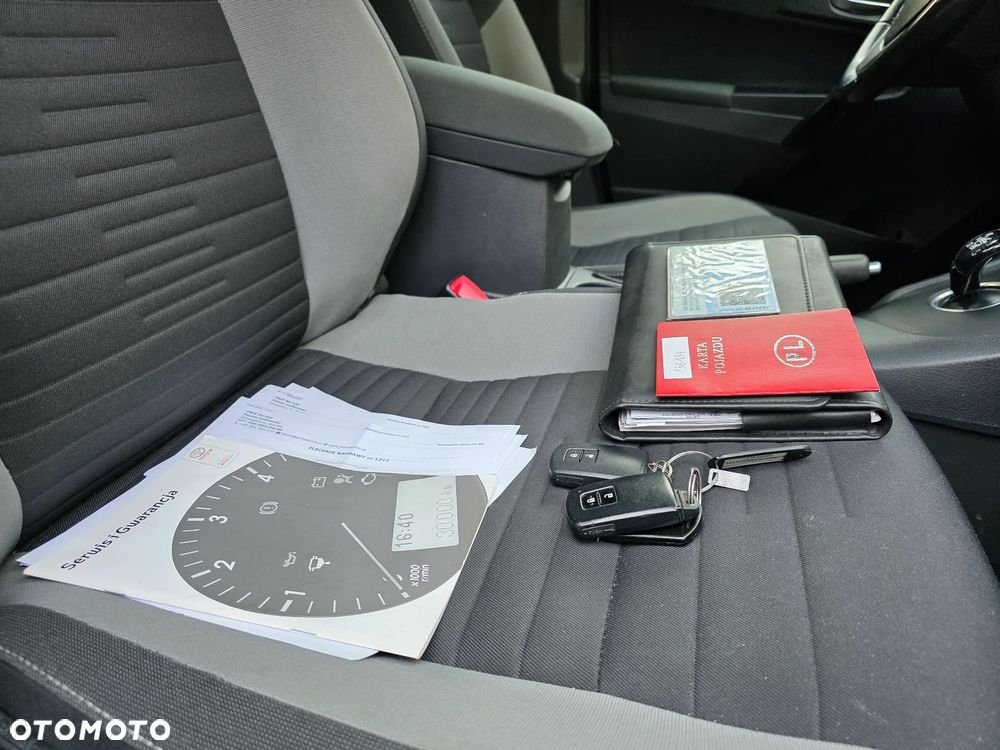 Toyota Auris Hybrid 135 Comfort - 10