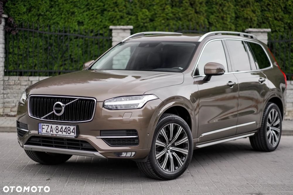 Volvo XC 90 D5 AWD Momentum 7os - 19
