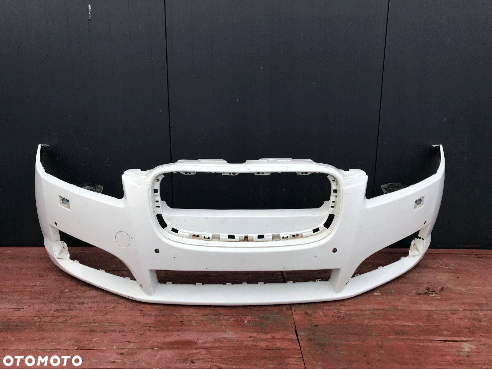 ZDERZAK PRZÓD JAGUAR XF X250 LIFT 2011-2015 - 1