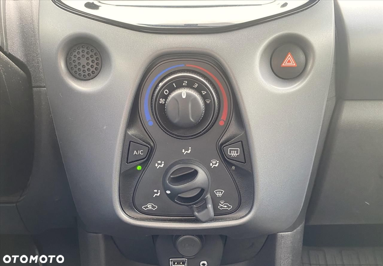 Toyota Aygo - 13