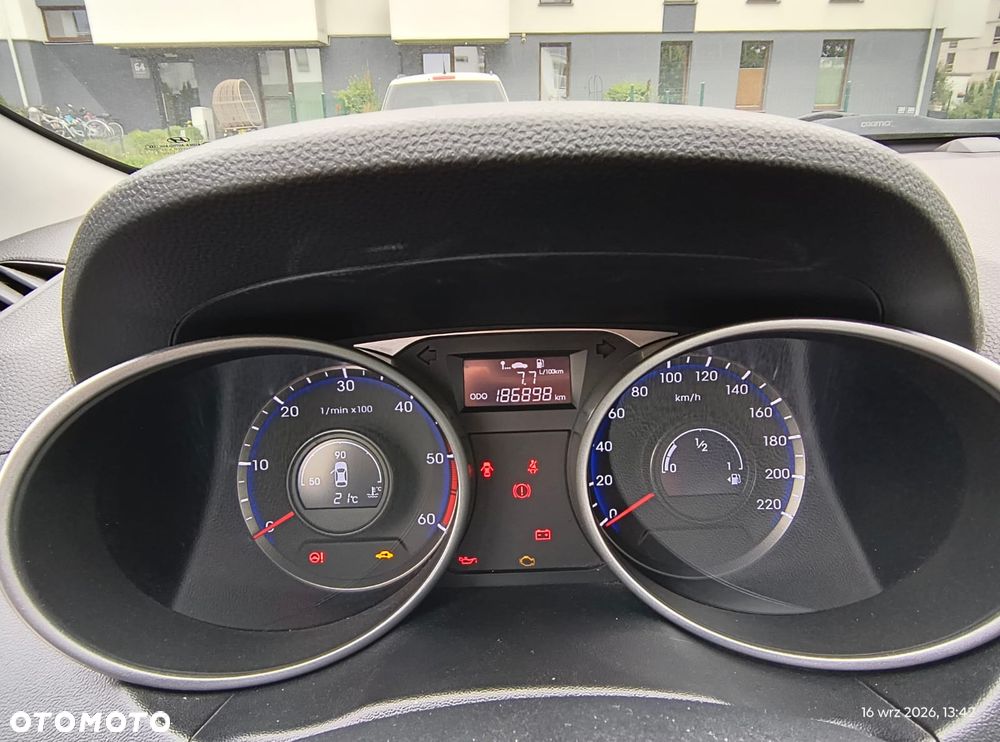 Hyundai ix35 - 14