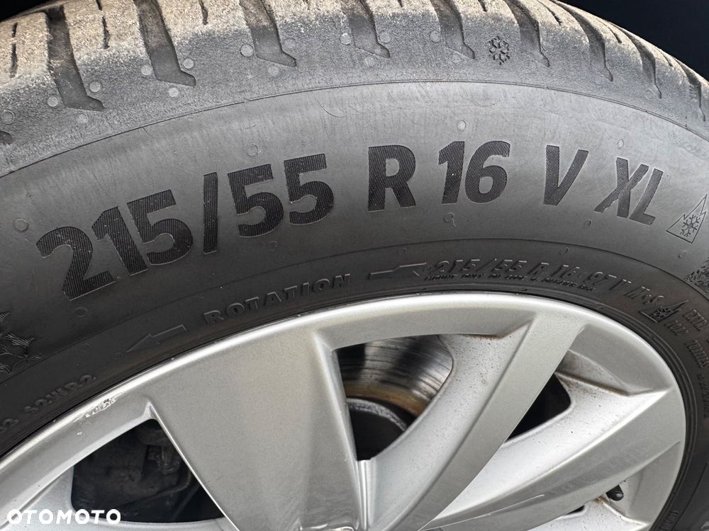 Volkswagen Passat 2.0 TDI DPF DSG Highline - 29