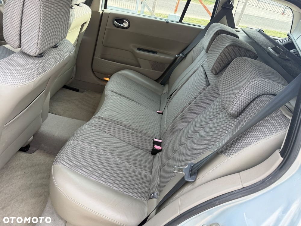 Renault Megane 2.0 Grandtour Luxe Privilege - 13