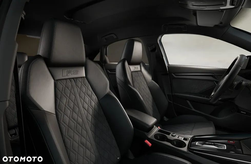 Audi RS3 Limousine TFSI Quattro S tronic - 10