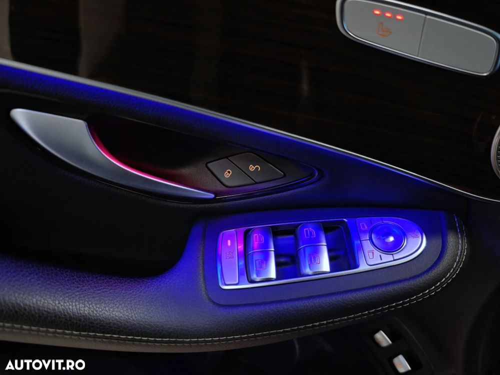 Mercedes-Benz GLC 300 e 4MATIC - 31