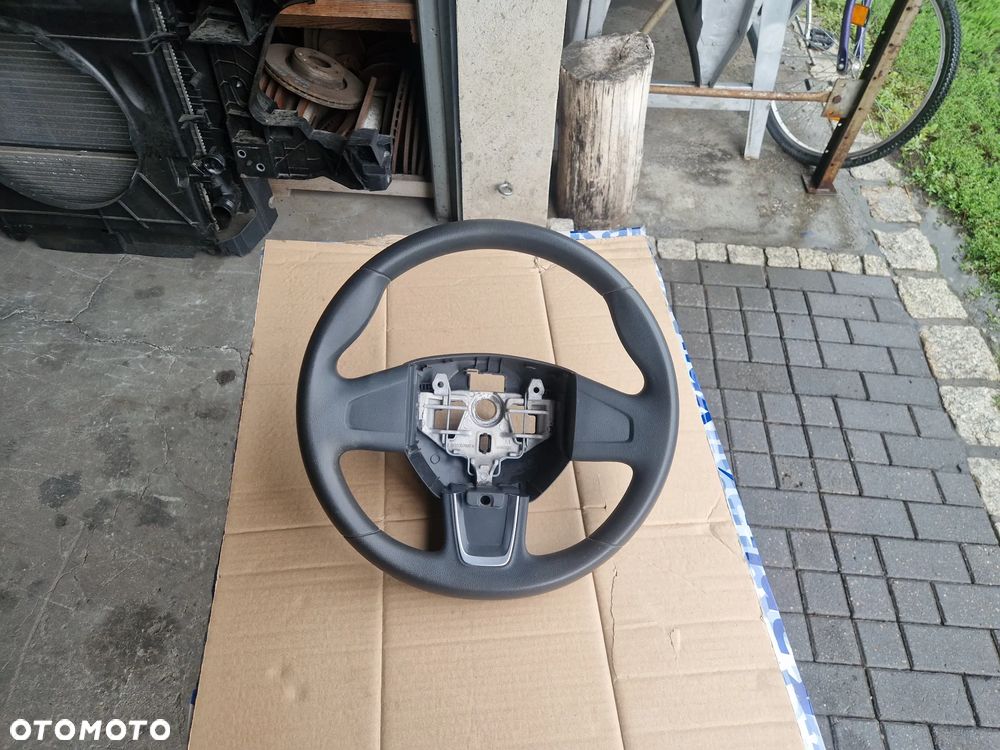 KIEROWNICA RENAULT MASTER IV 2023r ŁADNA