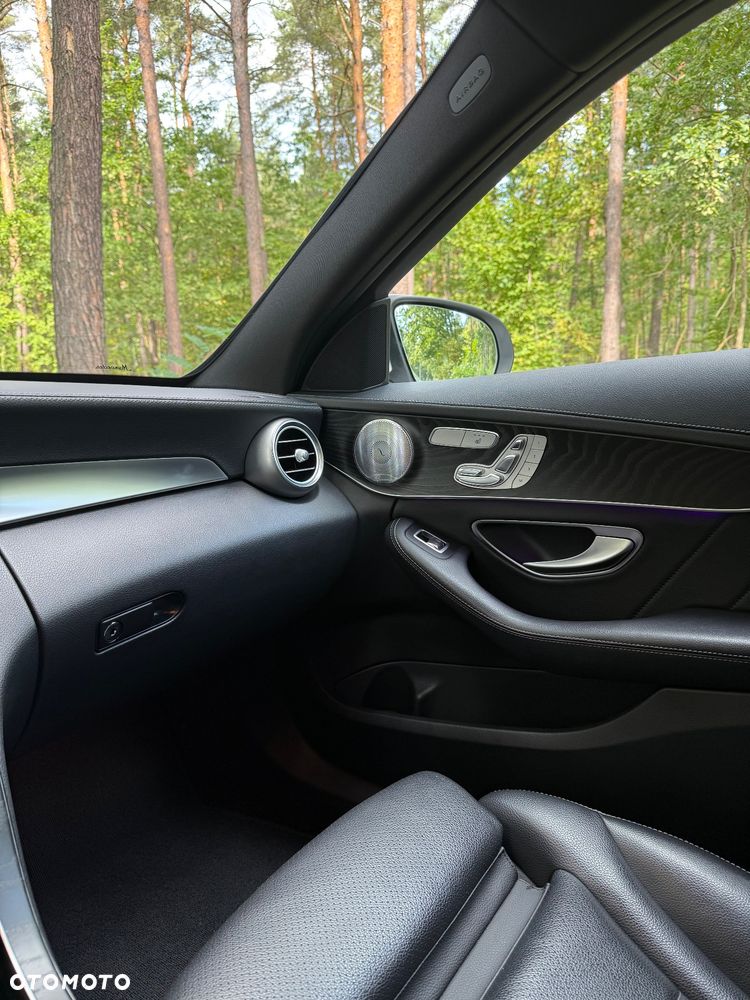 Mercedes-Benz Klasa C 220 d 4MATIC 9G-TRONIC - 16