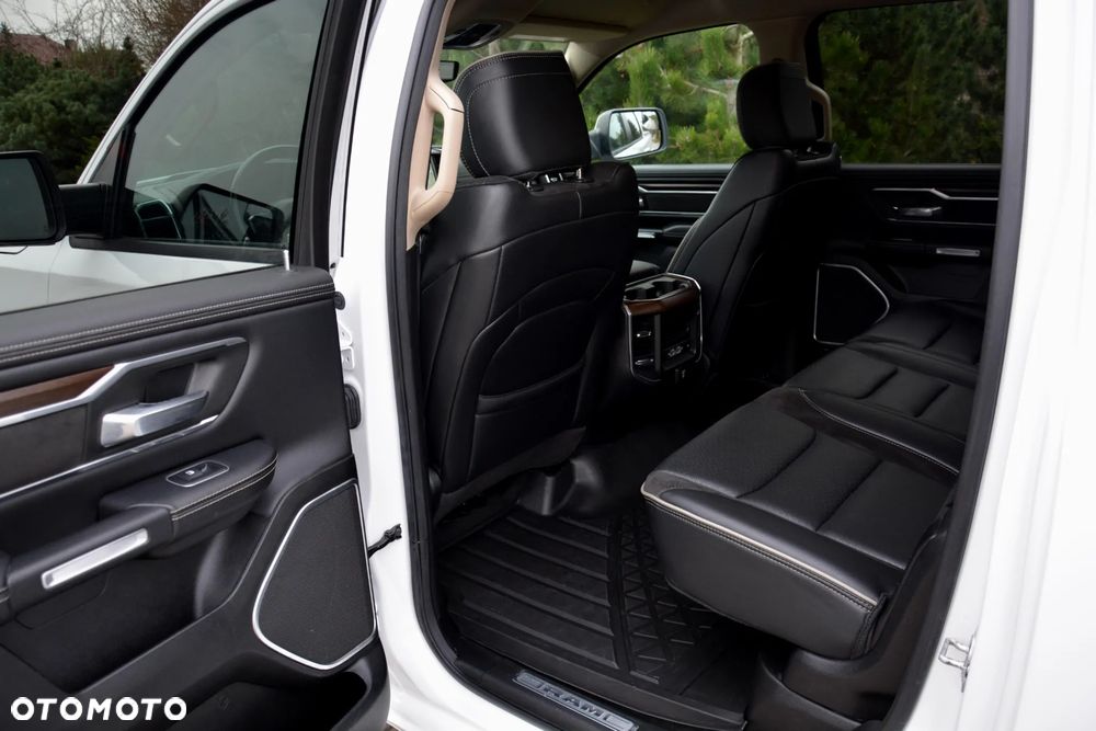 Dodge RAM - 35