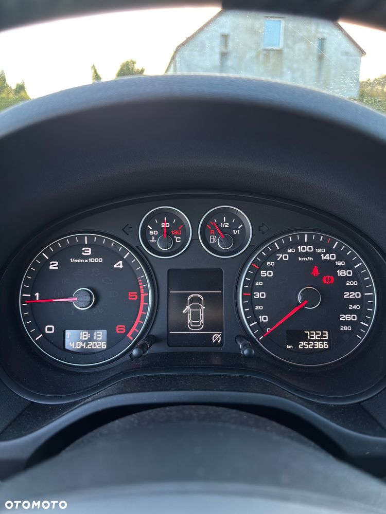 Audi A3 3-drzwiowe 2.0 TDI Ambition - 8